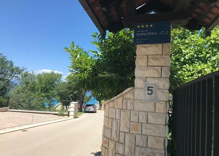 Apartments Papalinna